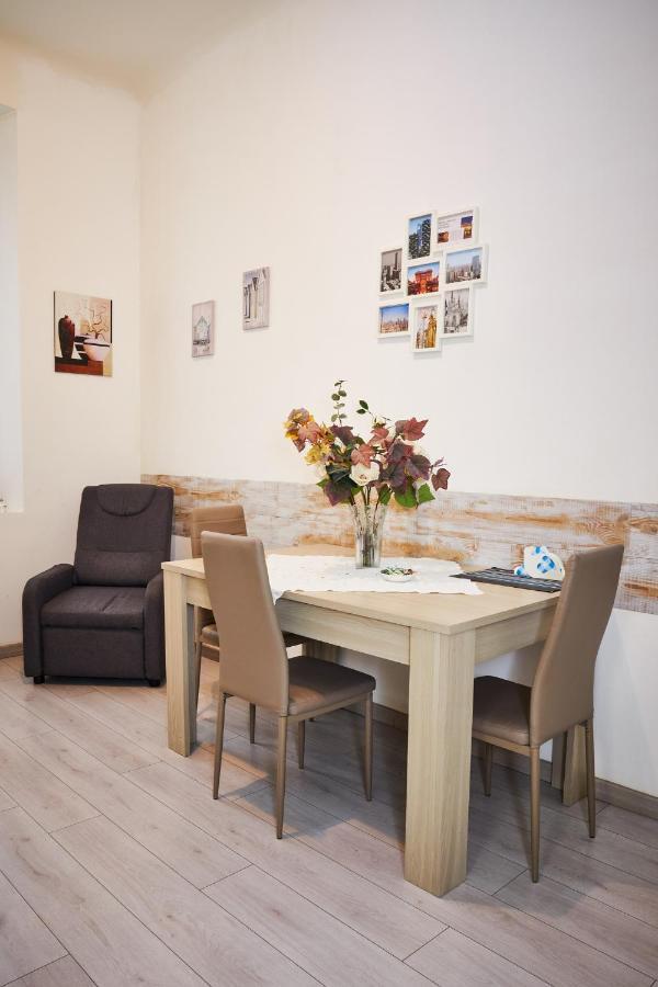 Apartamento Picci'S Bilo Milán Exterior foto